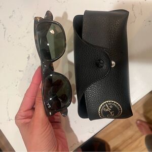 OG ray ban wayfarers